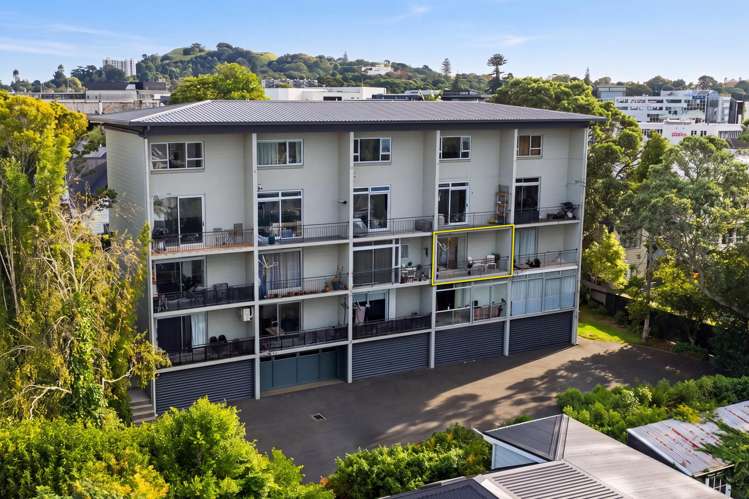 9/16 Belmont Terrace Remuera_12