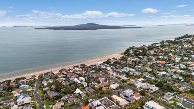 8 Beacholm Road Takapuna_2