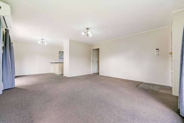 1/9 Sharivari Place Conifer Grove_4