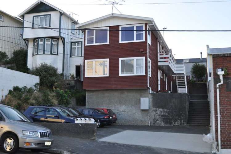 4/16 Rolleston Street_0