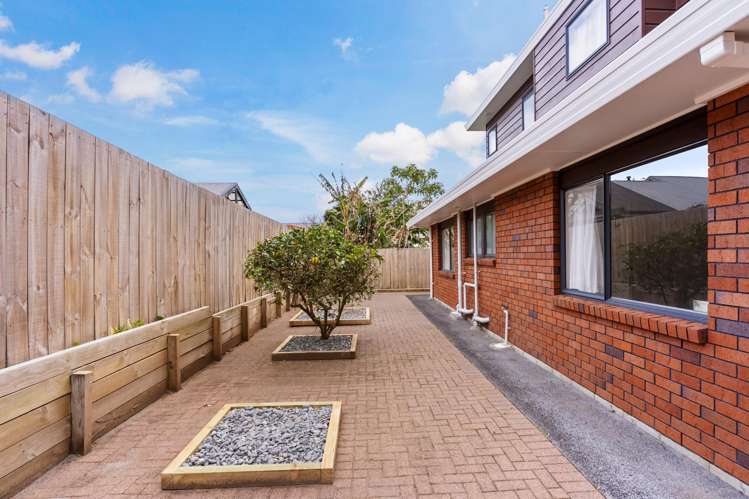 2/12 Oak Street Royal Oak_12