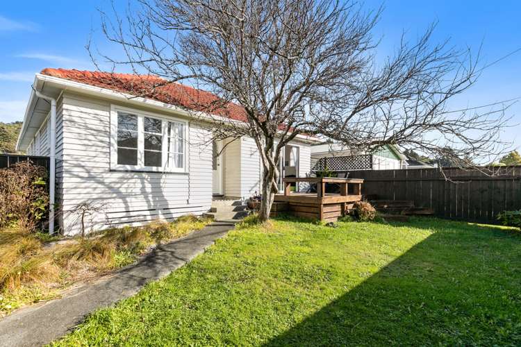 62 Main Road Wainuiomata_1