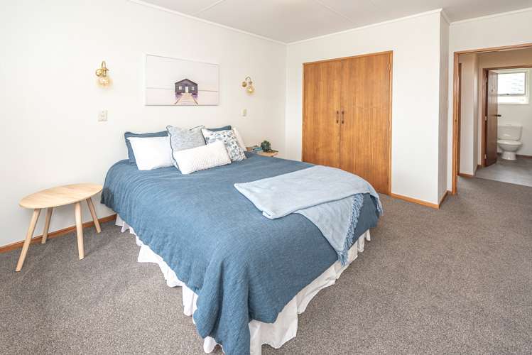 43 Exeter Crescent Springvale_10