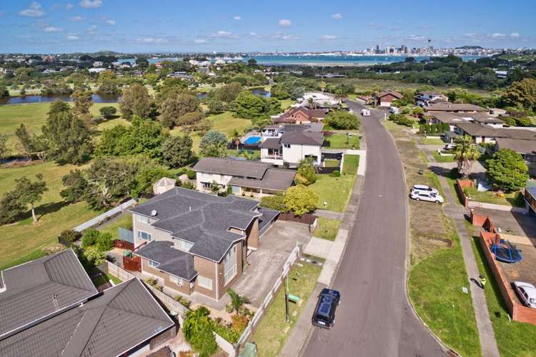 6 Tarahanga Street Northcote_10