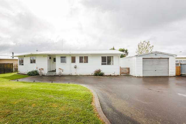 12 Capri Place Awapuni_1