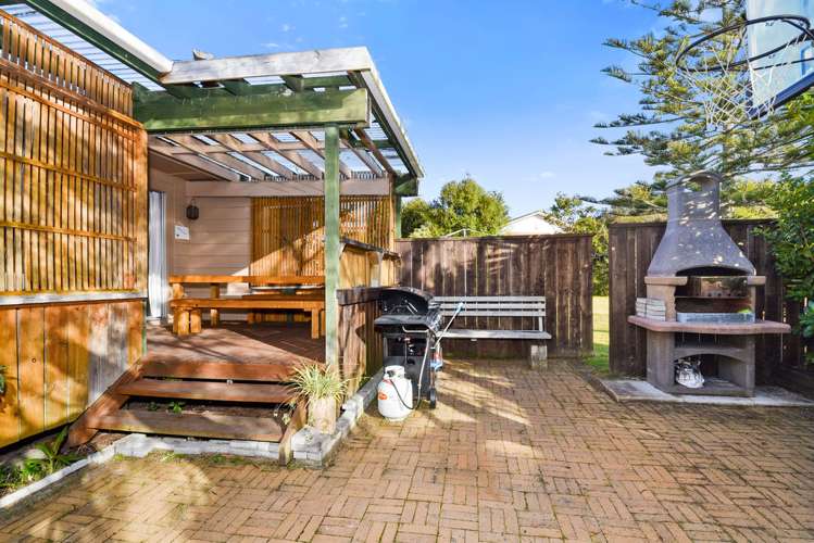 11 Fairdale Place Birkdale_5