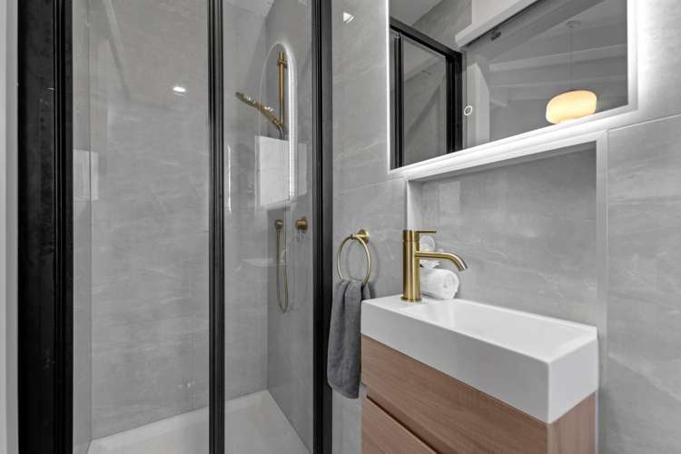 13 Glucina Place Glen Eden_14