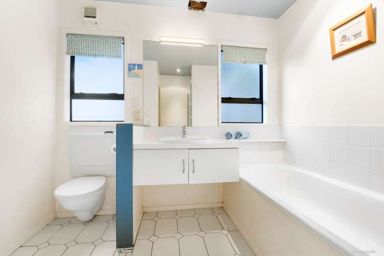 2/18 Richmond Avenue Northcote Point_18