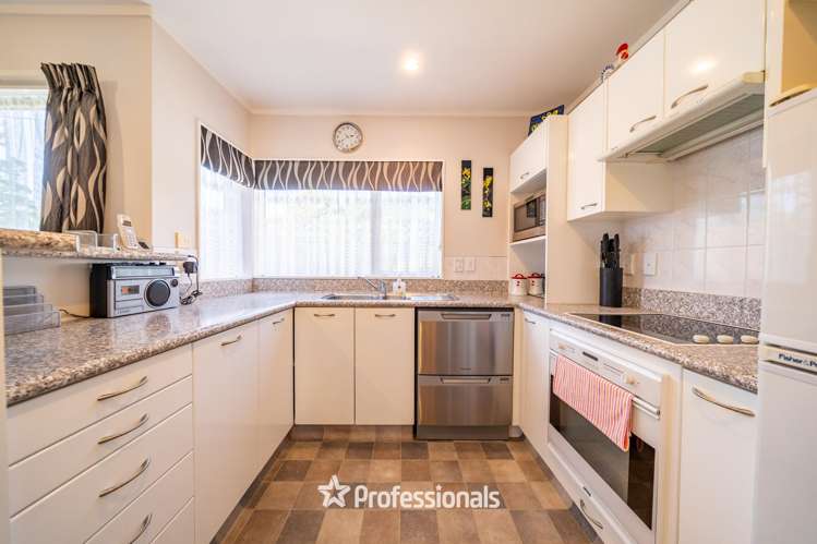 295 Riverside Drive Waterloo_15