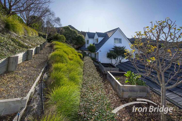 2 Hyland Brae Governors Bay_23