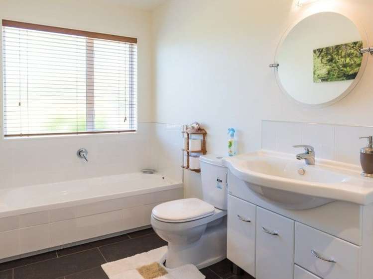 9 Beach Place Havelock_18