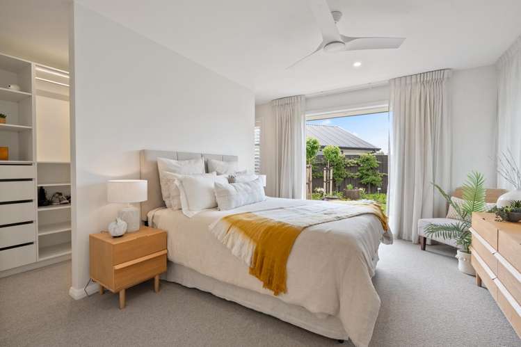 62 Carnaveron Drive Lincoln_20