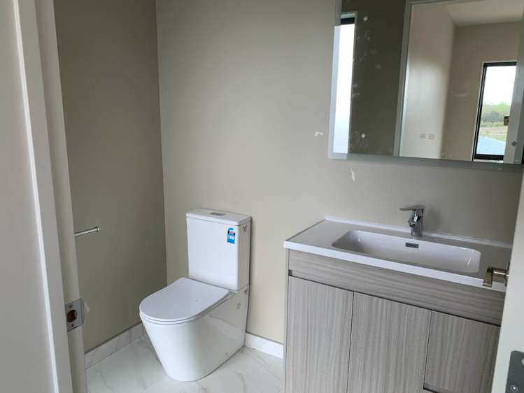 42 Willowherb Lane Hobsonville_10