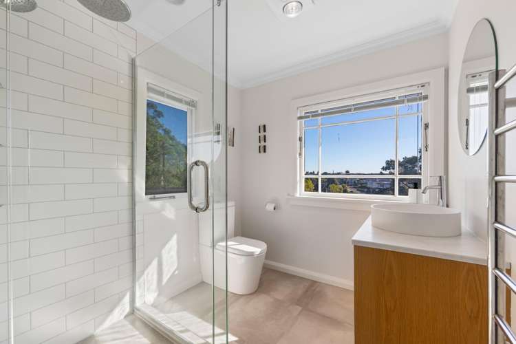 26 Baring Terrace Strandon_15