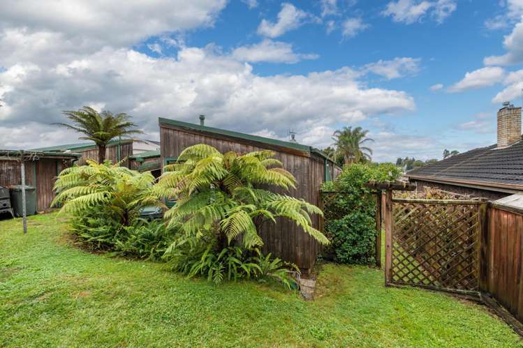 134 Lake Crescent Hamilton Lake_24