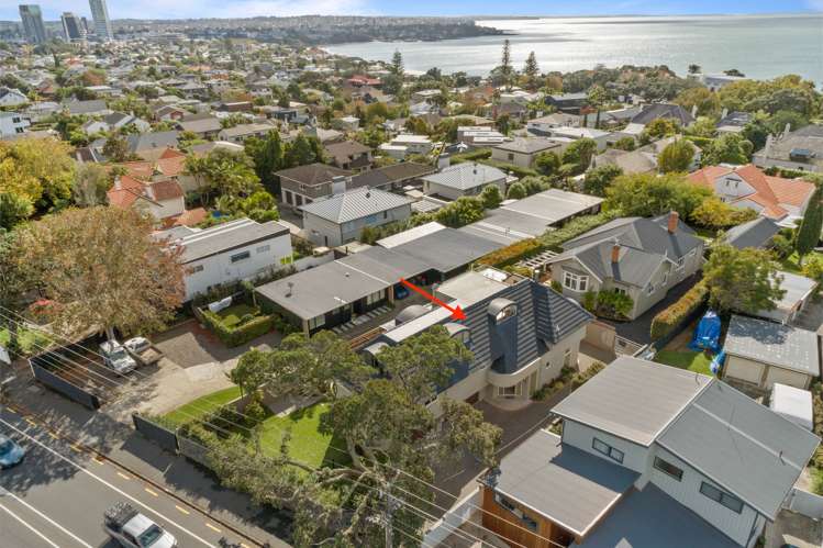 242a Lake Road Hauraki_1