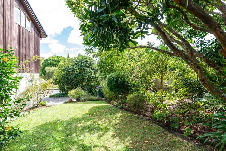 5 Pyatt Crescent Saint Johns_13