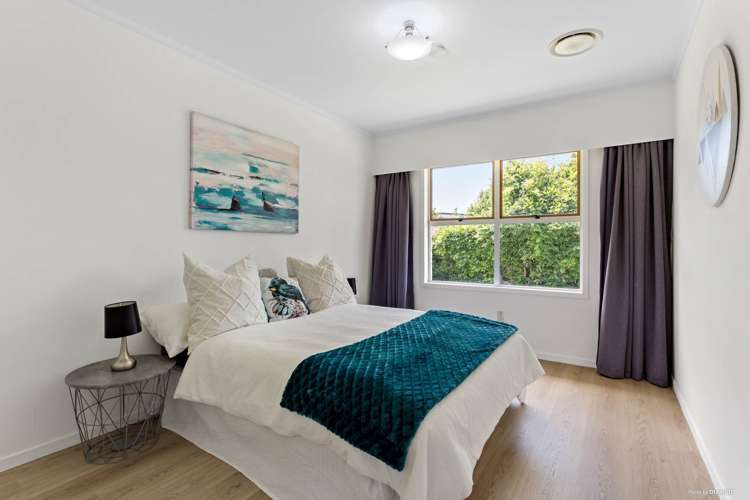 2/73 College Road Northcote_11