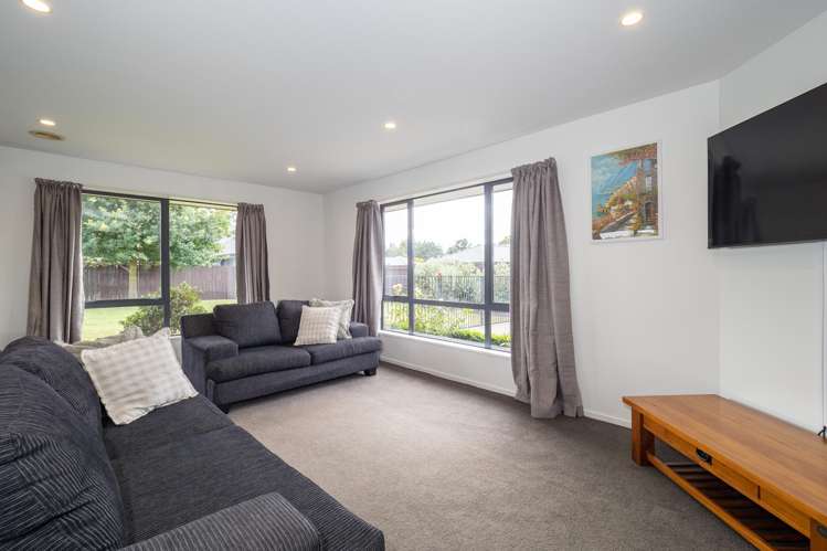 9 Geoff Geering Drive Netherby_6