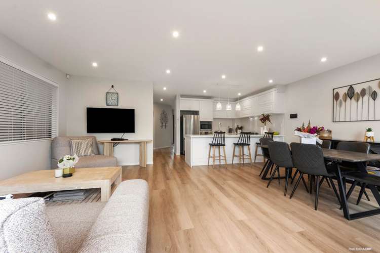 64 Joshua Carder Drive Hobsonville_2