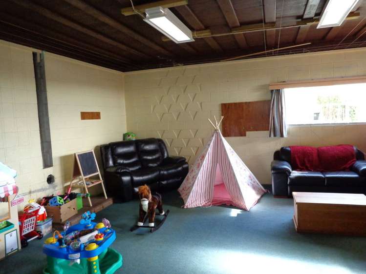 77 Wilson Road Balclutha_12