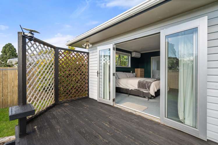 15A Queen Road Bellevue_8