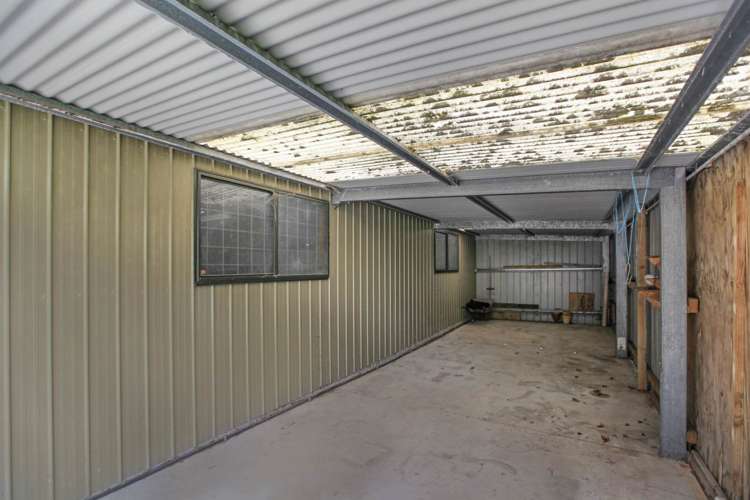 292 State Highway 16 Kumeu_24