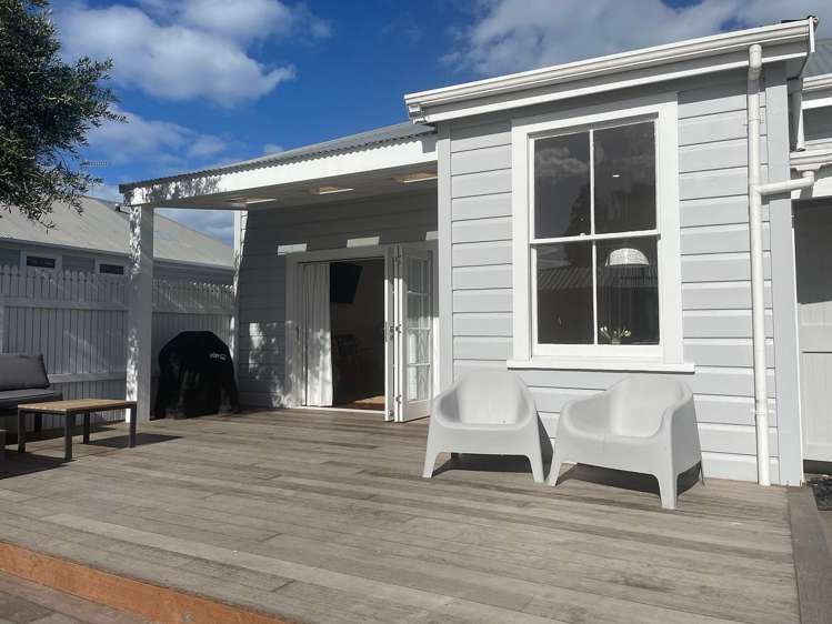 11 Latham Street Napier South_9