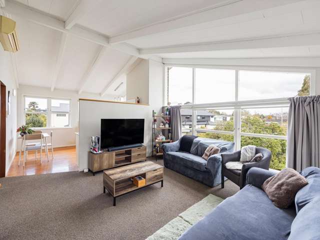 Comfortable Living With Brand New Carpets