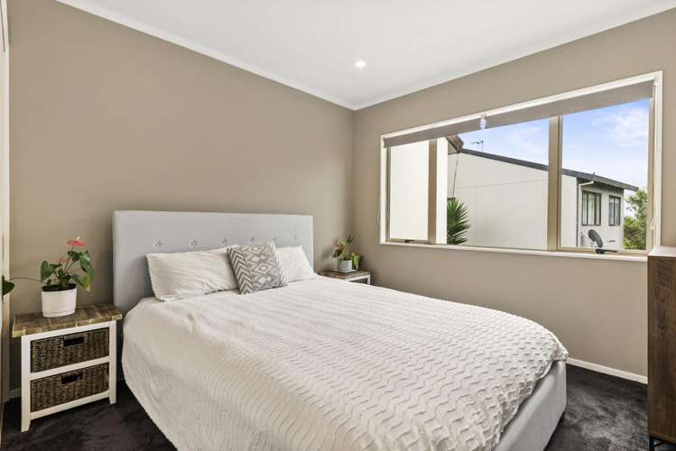 63 Pooks Road Ranui_9