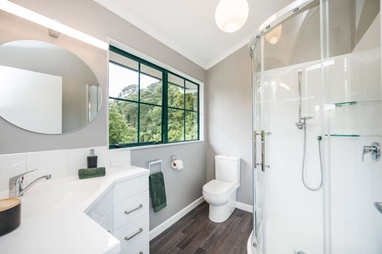 9 No 1 Line Pohangina_18