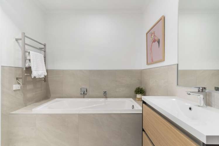 11 Fairgray Lane Red Beach_10