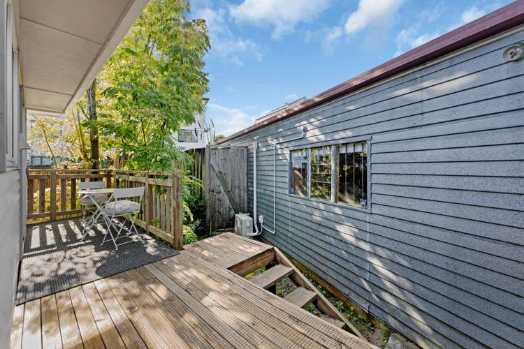 53 Henderson Valley Road Henderson_24