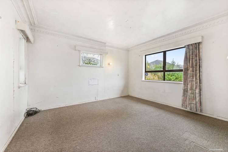 8 Flanshaw Road Te Atatu South_9