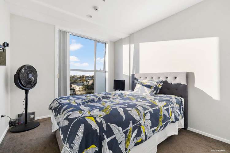 42 Regent Street Devonport_11