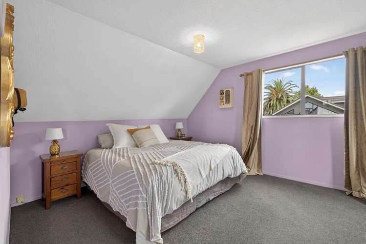 70 Solomon Avenue Redwood_10