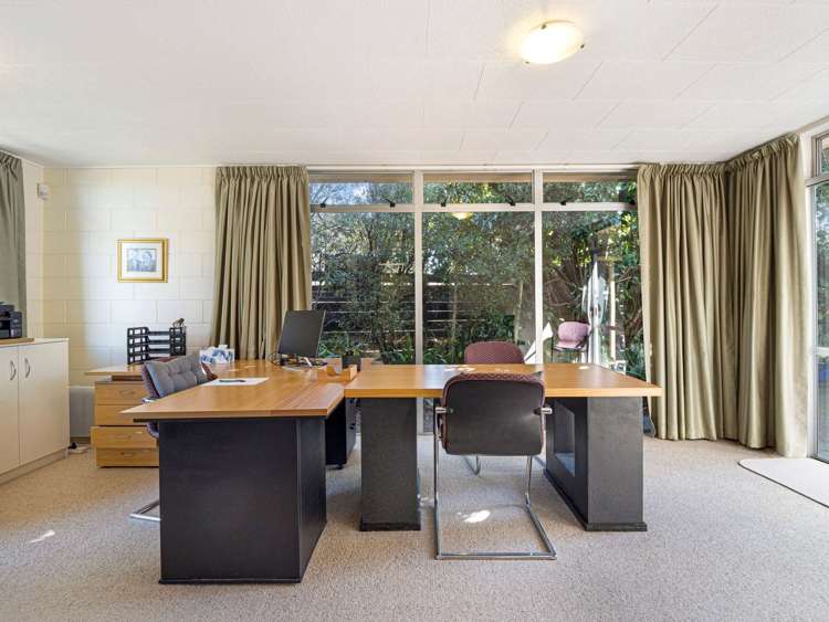 5 Exeter Crescent Springvale_23