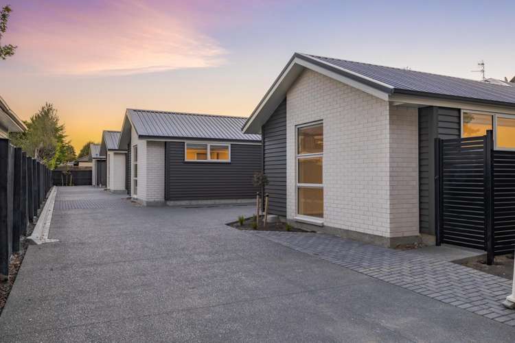 4/157 Yaldhurst Road Upper Riccarton_13