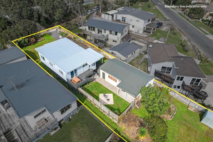 90 Hibiscus Coast Highway Red Beach_1