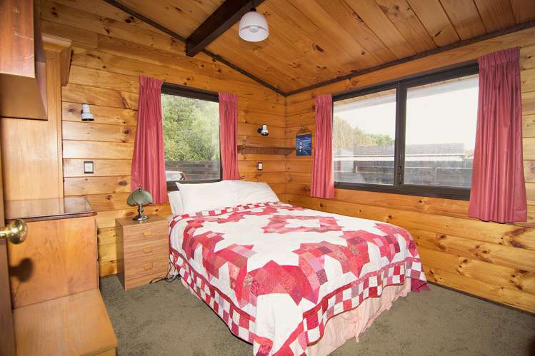 7 Deller Drive Carterton_11