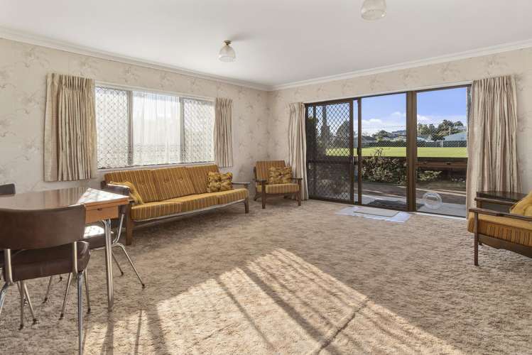 12 Pemberton Crescent Greerton_8