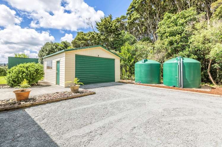 113 Hull Road Waiuku_24