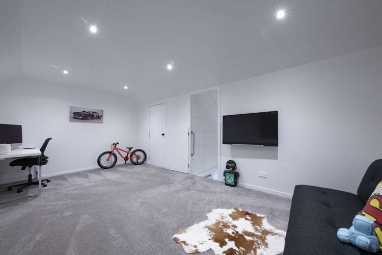 61a Mount Smart Road Onehunga_16