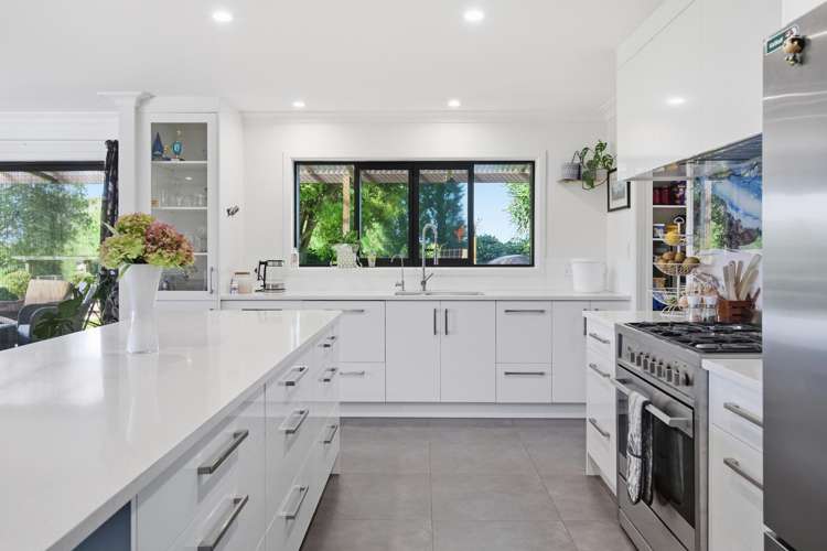 78B Walker Road East Aongatete_3