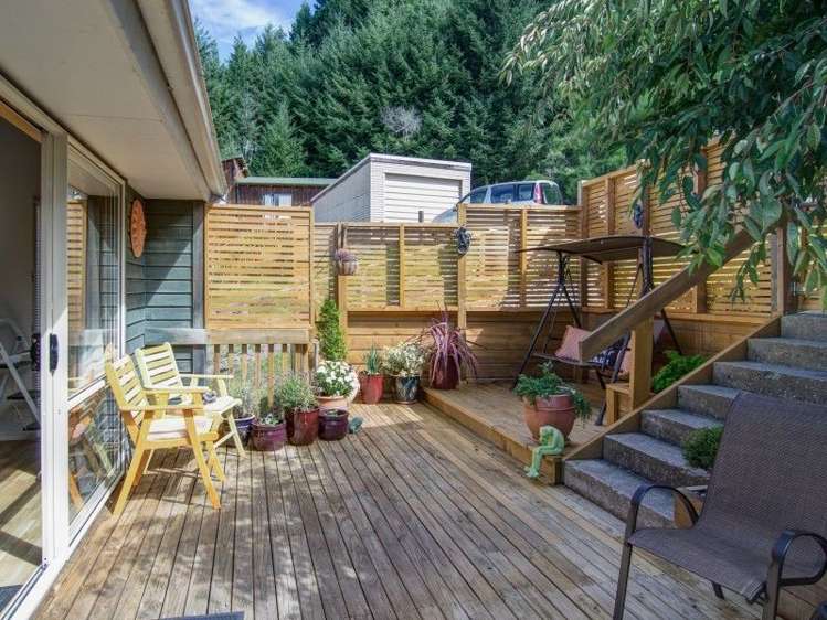 2b Bird Place Fernhill/Sunshine Bay_2