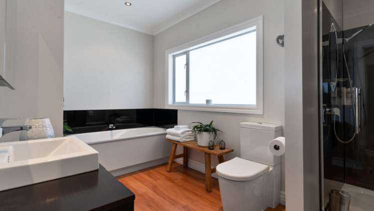 1972 Lake Ferry Road Pirinoa_12