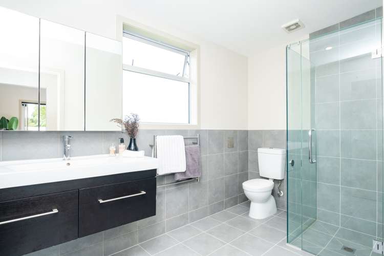 2 Albert Street Clive_10