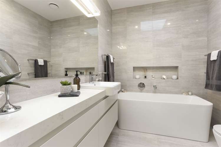 8/258 Hurstmere Road Takapuna_19