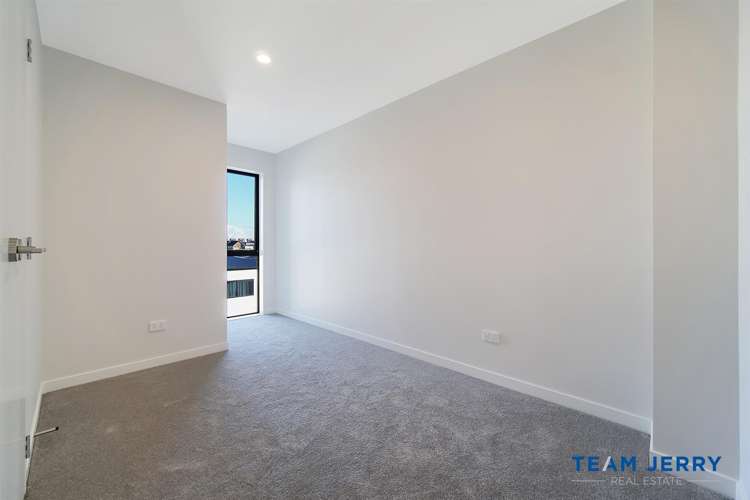 187 Clark Road Hobsonville_15