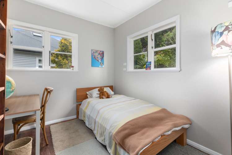 131 Cockayne Road Khandallah_19